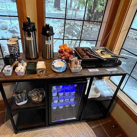 Donner Lake Inn Тръки Екстериор снимка