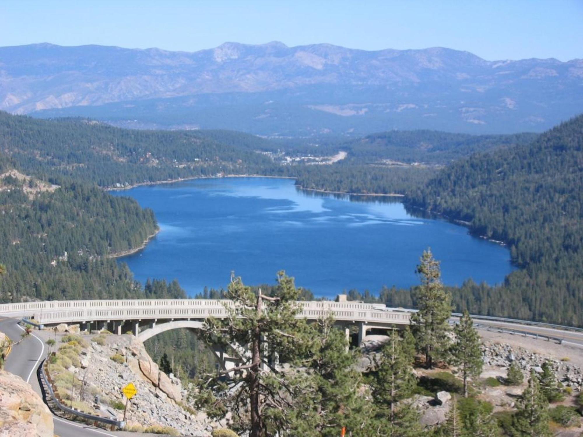 Donner Lake Inn Тръки Екстериор снимка