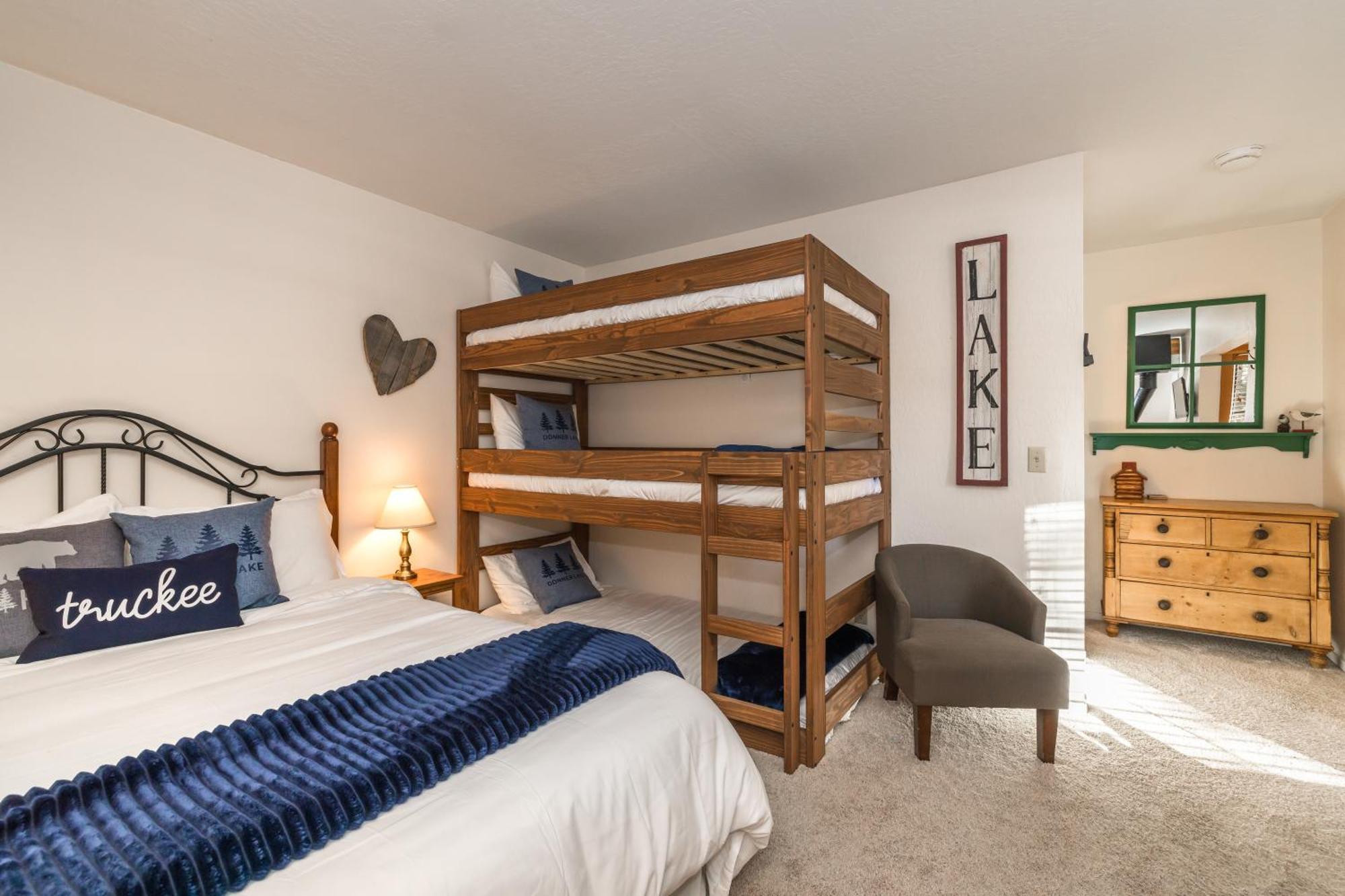 Donner Lake Inn Тръки Екстериор снимка